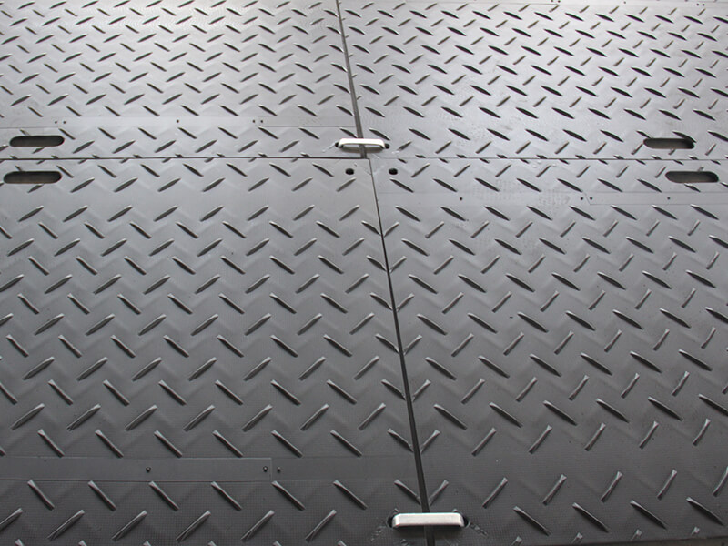 black ground protection mat