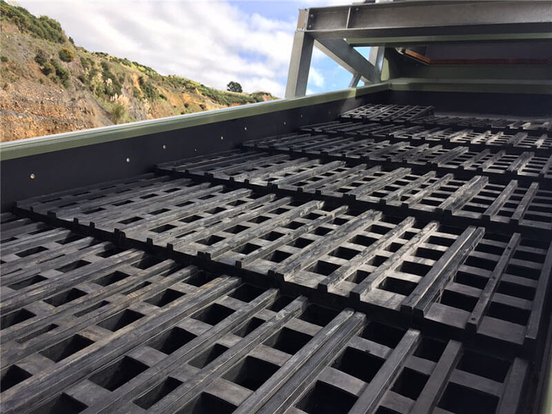 rubber screen panel 01